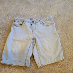 Women's mid thigh shorts